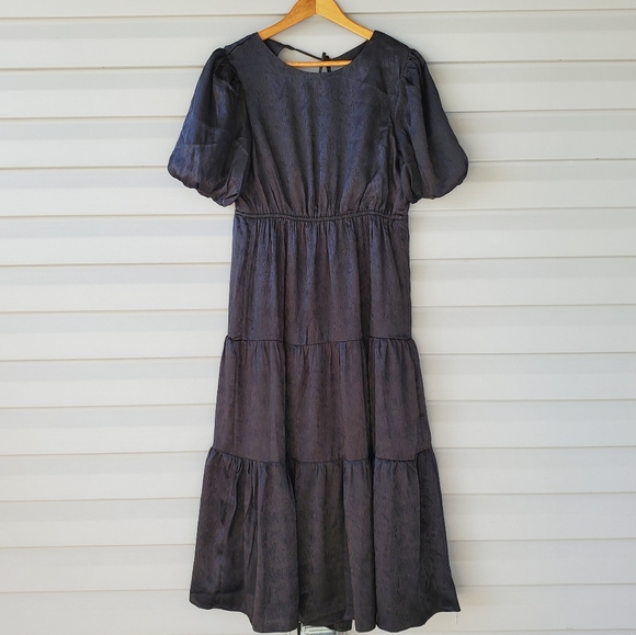 Line & Dot Valerie black midi dress - Picture 4 of 13